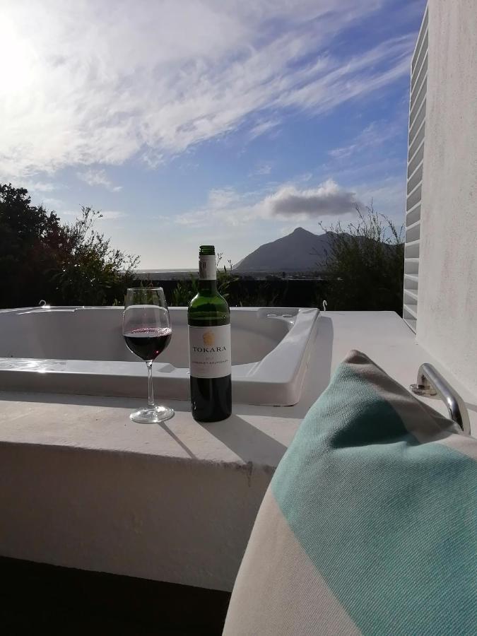 African Violet Guest Suites Noordhoek Exterior photo