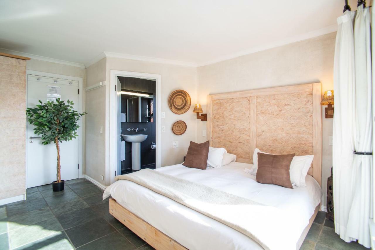 African Violet Guest Suites Noordhoek Exterior photo