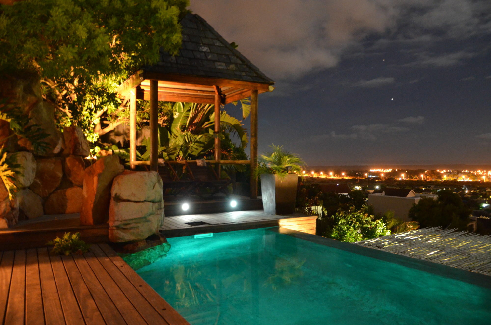 African Violet Guest Suites Noordhoek Exterior photo
