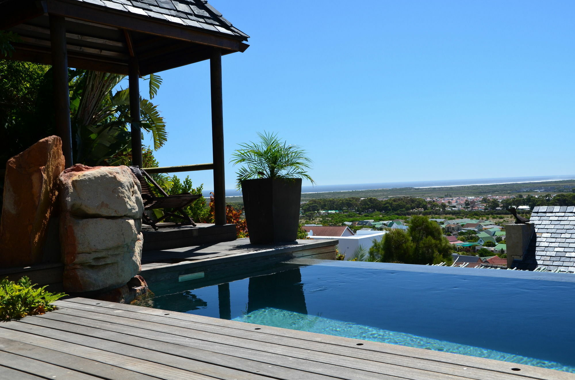 African Violet Guest Suites Noordhoek Exterior photo